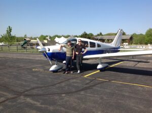 実は飛行機を操縦できます。